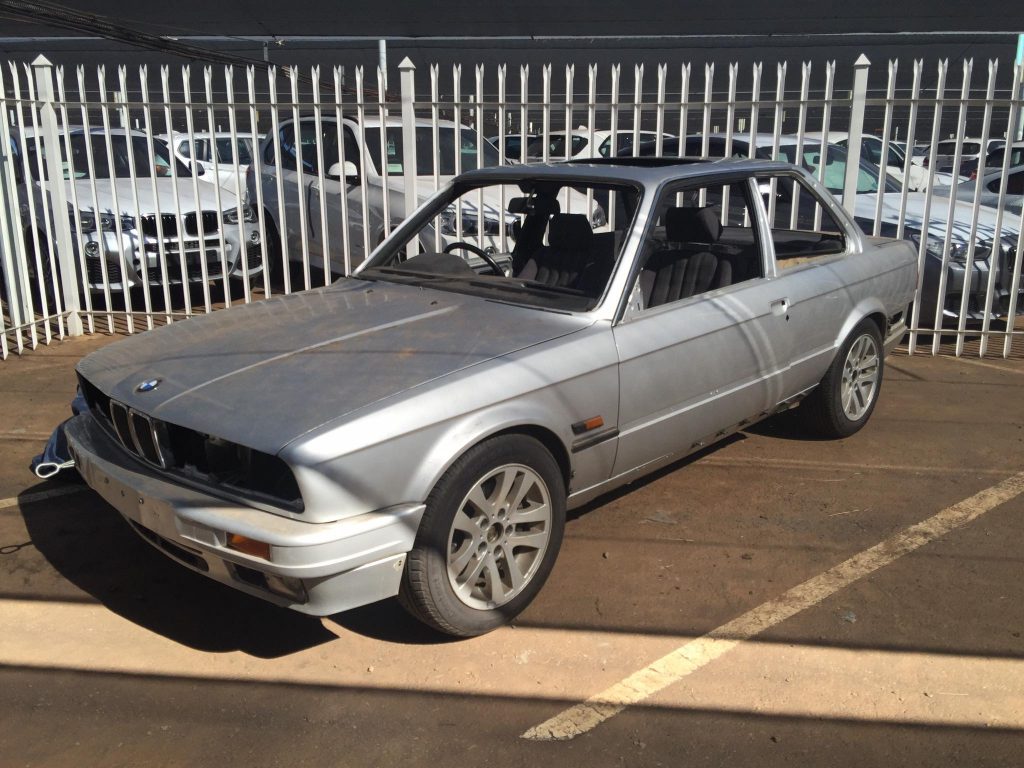 Iconic Gushehe BMW 325iS Restored As Part Of 