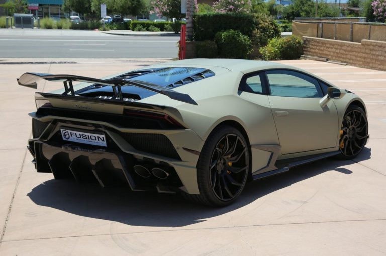 Lamborghini Huracán Given Complete Carbon Fibre Body Kit Overhaul