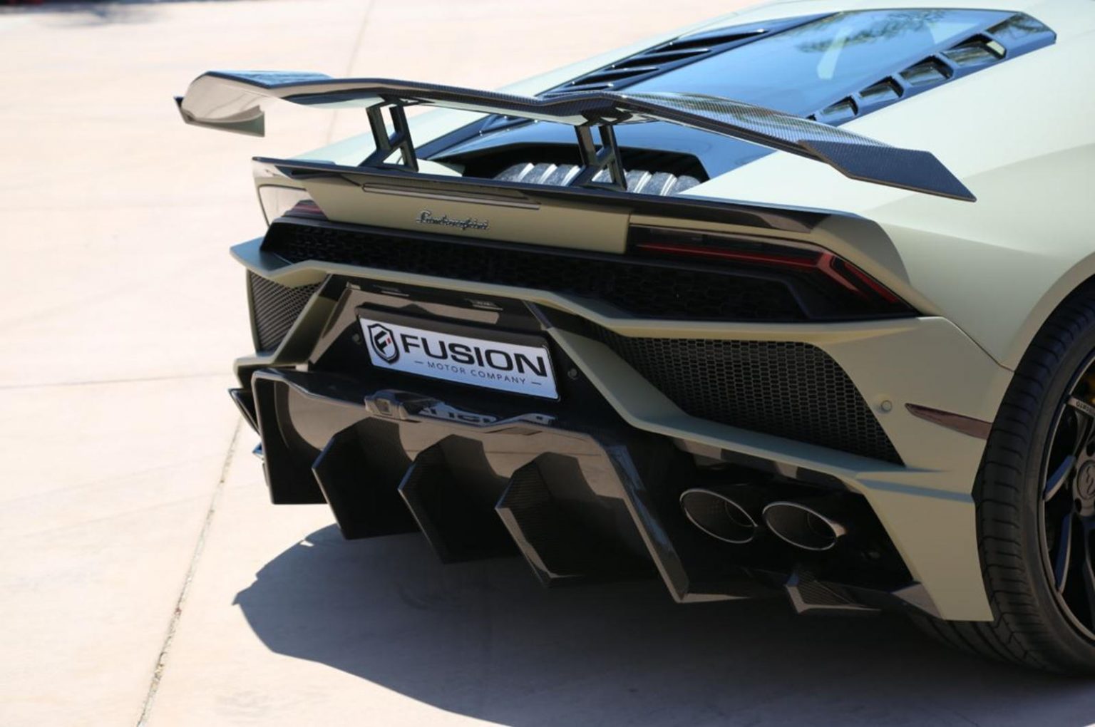 Lamborghini Hurac N Given Complete Carbon Fibre Body Kit Overhaul