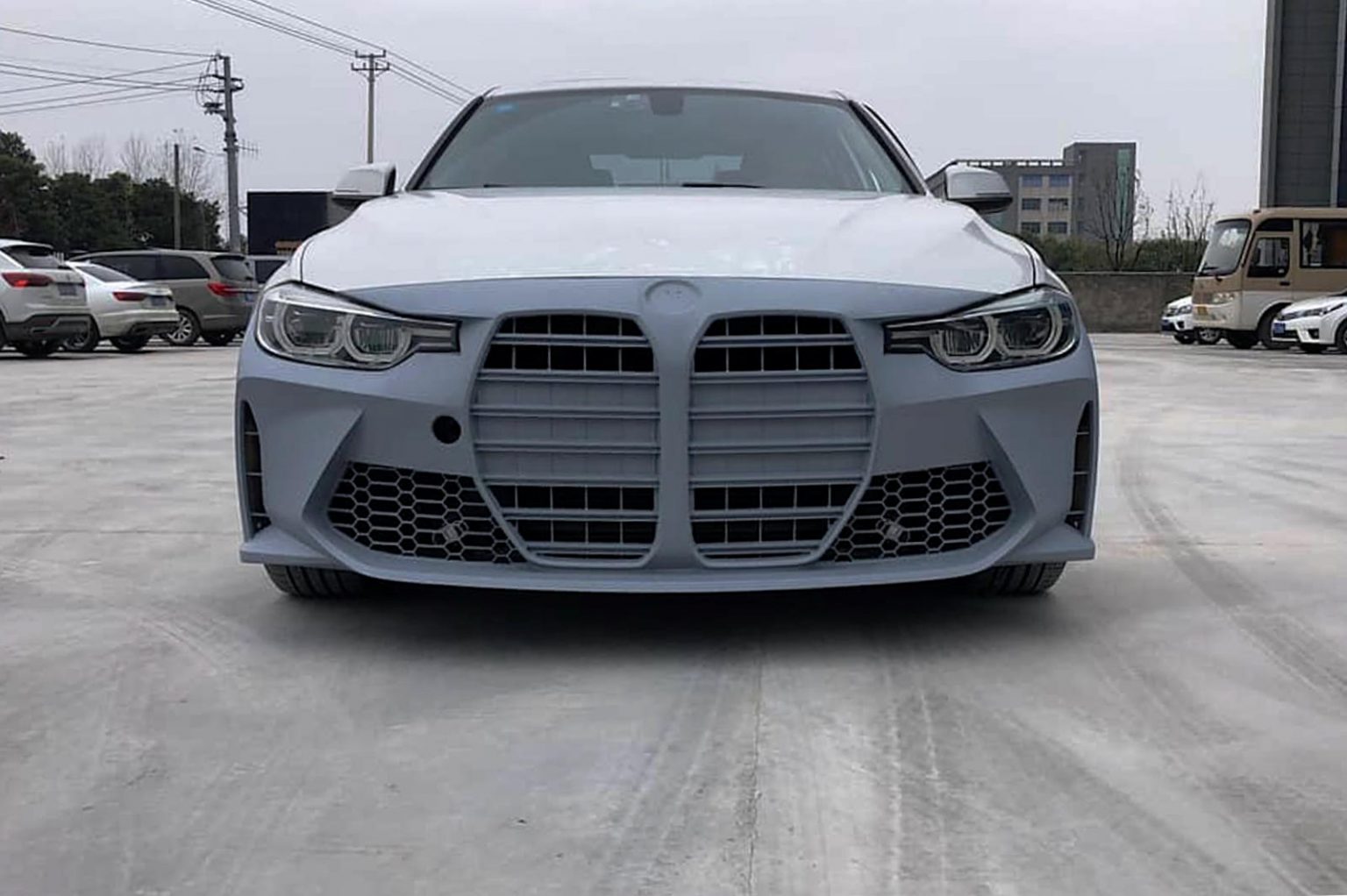 Give Your Old BMW 3 or 4 Series The New Giant Grille