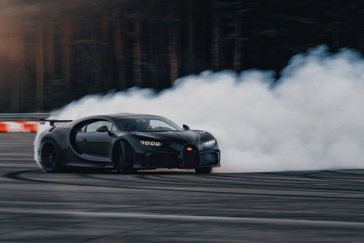 Bugatti Chiron Pur Sport Drifts A Perfect 'C'